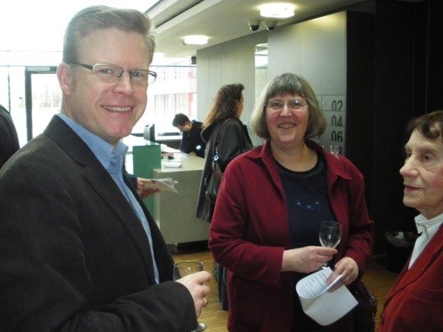 Sigrid Becker, Elisabeth Pier und Dr. Tim Fiedler