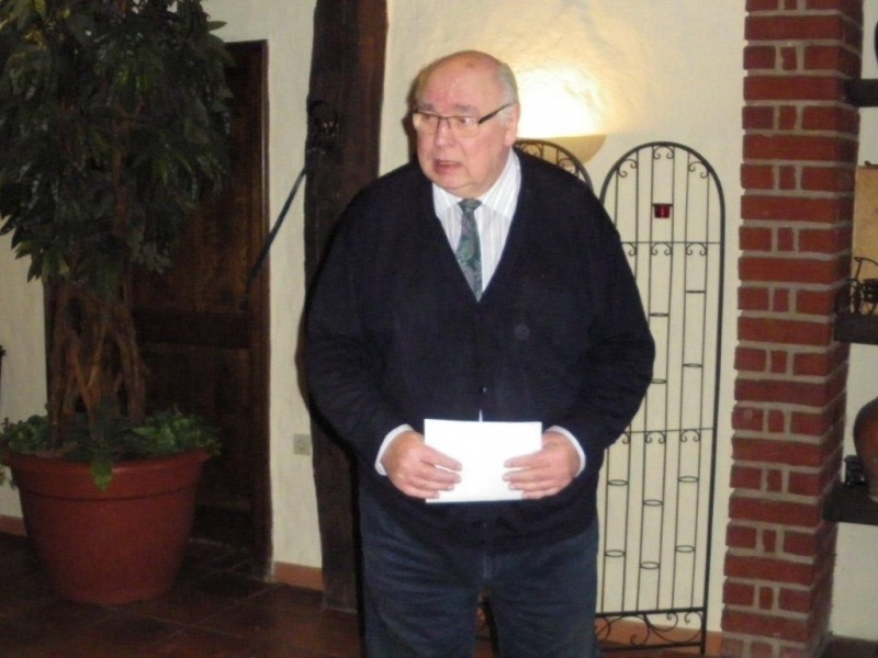 Uwe Schagen begrüsst seine Gäste
